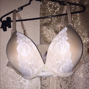 Lane Bryant Bra 42D